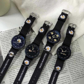 Fashion women quartz watches