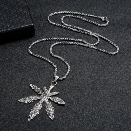 Simple alloy maple leaf mens necklace wild student hipster personality clothing accessories retro sweater chain