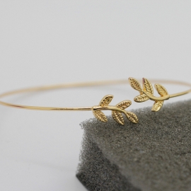 European and american jewelry simple and versatile metal copper leaf leaf womens bracelet bracelet