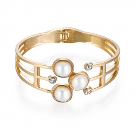 Hot selling hollow geometric pearl alloy bracelet european and american popular open alloy bracelet cross-border