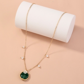 Original design winding emerald oblate natural stone inlaid flower pendant single-layer chain simple and versatile ladies necklace
