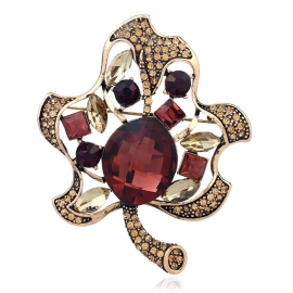 European and american fashion clothing creative fashion leaf brooch retro full diamond hollow brooch