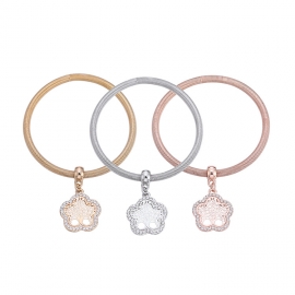 New three-piece bracelet female new european and american camellia pendant bracelet alloy spring bracelet cross-border hot sale