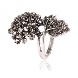 European and american popular jewelry high-end creative temperament ring explosive grape embossed index finger ring