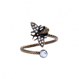 Creative pearl bee ring female temperament european and american fashion hipster retro insect ring