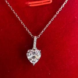 Love high carbon diamond necklace pendant 7*7 ins simulation mosang diamond love clavicle chain s925 silver necklace and gemstone pendant