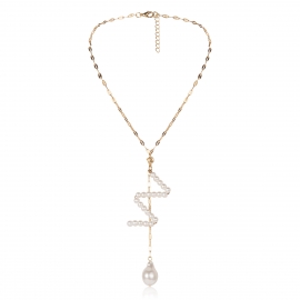 European and american cross-border jewelry, creative tassels, geometric wild items, temperament, special-shaped imitation pearl letters, simple necklace