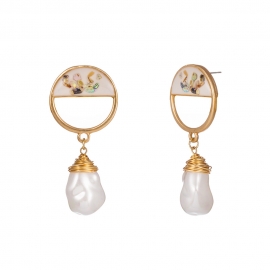 European and american fashion style, colorful shell earrings, hand-woven special-shaped pure white pearl earrings, female accessories