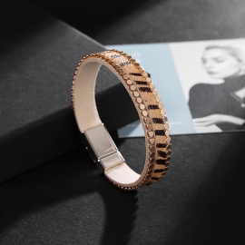 Amazon hot selling bohemian style zebra print leopard print phnom penh horse hair bracelet european and american popular leather bracelet