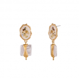 European and american fashion temperament jewelry, colorful shell ear hooks, hand-wound pure white square pearl earrings, female accessories
