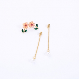 Korean version of s925 silver needle stud earrings fashion temperament pearl pendant simple oil drop flower niche earrings