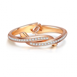 New niche fashion gold-plated bracelet, golden thin side cross bracelet, ladies diamond alloy bracelet foreign trade manufacturer