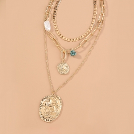 European and american personality fashionable new product necklace, fashionable exaggerated street shooting, hip hop medallion pendant multi-layer necklace female