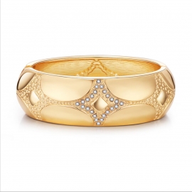 European and american fashion ladies jewelry, light luxury jewelry, bracelet, retro embossed stone pattern, gold-plated diamond bracelet, hot sale in foreign trade