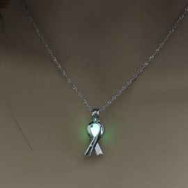 Hot selling halloween accessories in europe and america, simple and fashionable hollow luminous tie pendant necklace, female clavicle chain accessories