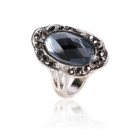 Cross-border stall supply exaggerated retro rhinestone ring three-color european and american temperament female hand jewelry wholesale