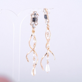 High sense of water drop pearl pendant earrings black square diamond long style rotating tassel earrings women