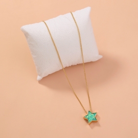 New personality all-match student clavicle chain jewelry simple and fresh green resin five-pointed star pendant necklace