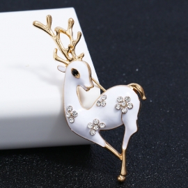 Christmas deer high-end brooch