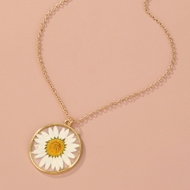 Creative new daisy resin transparent epoxy resin dried flower necklace real chrysanthemum necklace tourist souvenir wholesale