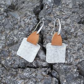 European and american big-name explosive style creative retro earrings wholesale brown leather sand silver irregular geometric square earrings