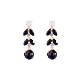 Textured black gemstone leaf earrings for women, simple and versatile nightclub earrings in europe and america