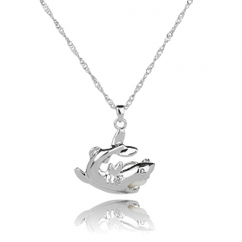 European and american cross-border hot-selling new fashion accessories, white k hollow shark pendant natural oyster pearl necklace