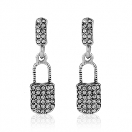 European and american big fashion retro personality lock earrings