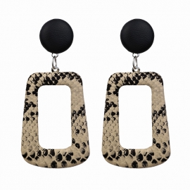 Korean style temperament wild long earrings female geometric personality snake earrings european and american fashion pu earrings earrings wholesale