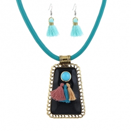 Fashion new necklace, european and american big brand alloy diamond inlaid tassel, creative new jewelry factory direct sales