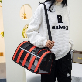 Go out carrying crossbody bag carrying pet cat bag